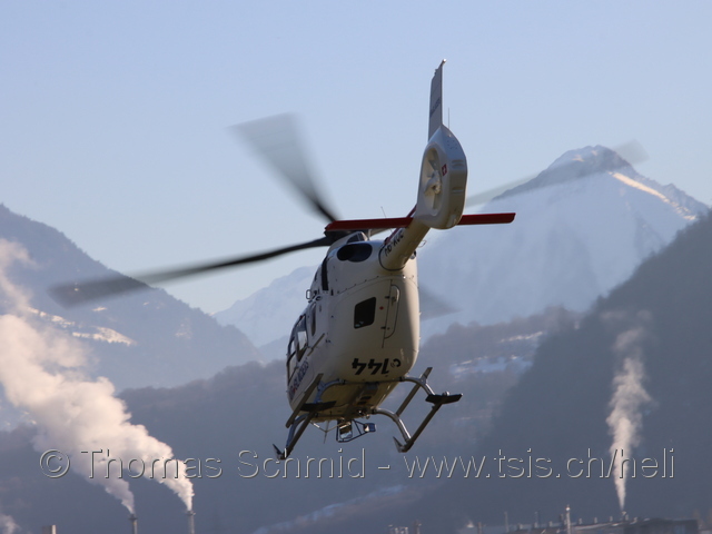 HB-XOE(2)